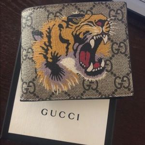 Gucci GG Supreme Wallet